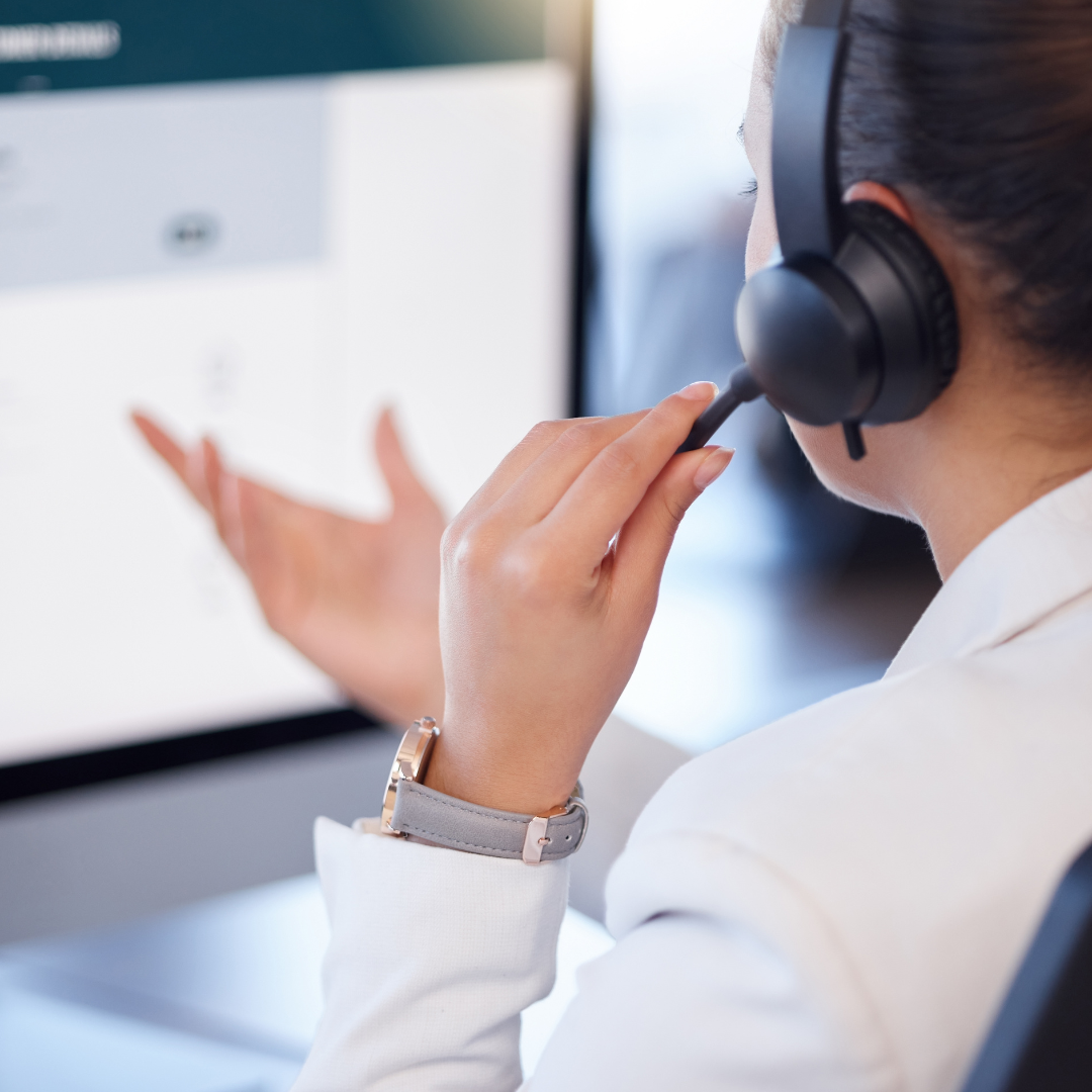 customer support worker